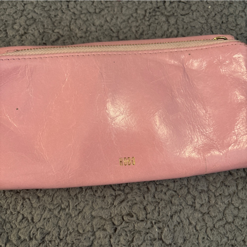 Hobo wallet pink leather clutch casual feminine maximalist luxury - Picture 3 of 10